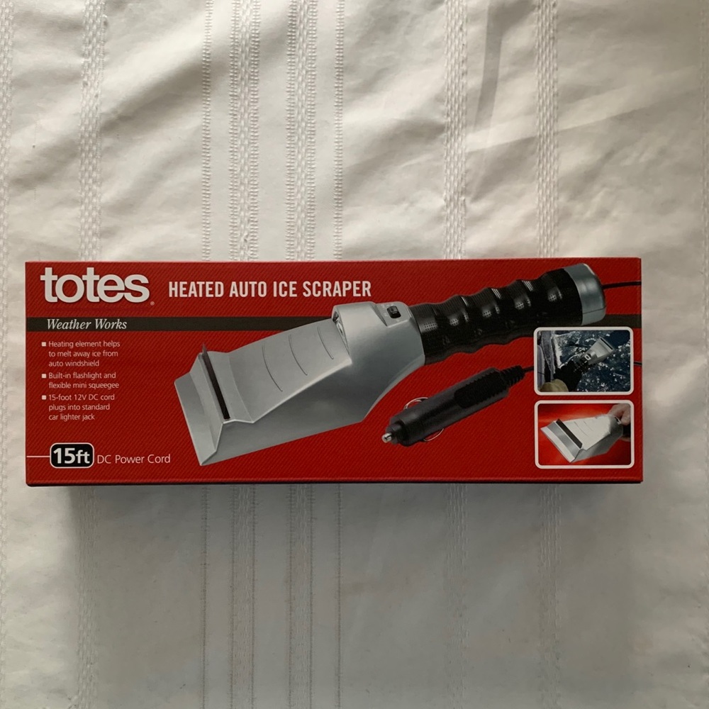 Totes Heated Auto Ice Scraper